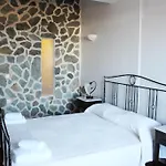 Costa Marina Pensionat Fira (Santorini)
