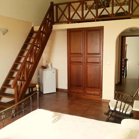 Costa Marina Guest house Fira (Santorini)